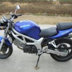 Алюминиевая трубчатая рама на мотоцикле Suzuki SV400